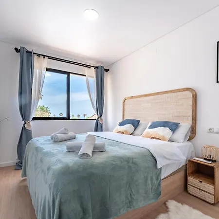 Charming Near Beach, Sea View Terrace Apartment *