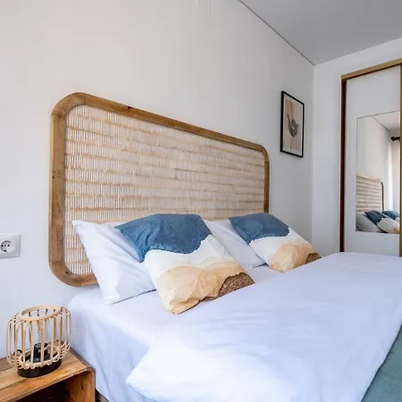 Charming Near Beach, Sea View Terrace Apartment